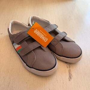 Gymboree Boys NWT Size 3 Canvas Old School Velcro Gray Multicolor Stripe